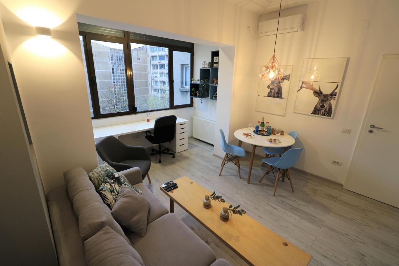 Cozy Novotel Studio - Free Minibar - Quiet & Peace Bukares Bagian luar foto